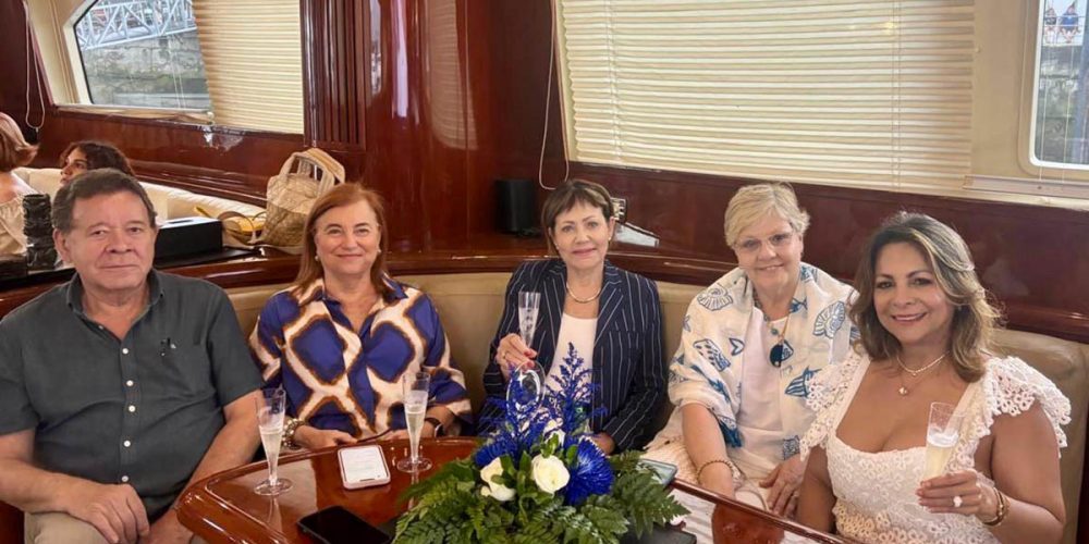 AzAmazing Sunset Sailing