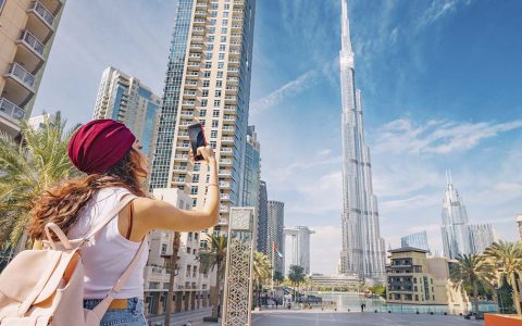 Descubre Dubái en 5 Días: Lujo y Aventura