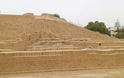 Ruinas antiguas pre incas
