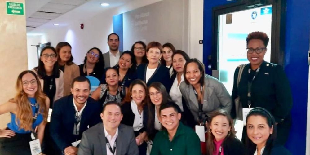Visita Sorpresa de representantes de Hoteles Marriott